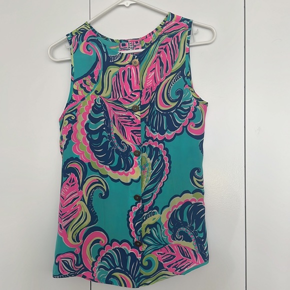 Lilly Pulitzer Iona Shell Top in Sea Blue Private Island Engineered. Size S. - Picture 2 of 3